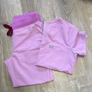 Figs limited Lavender V-Neck Scrub Top